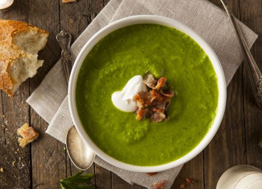 Velouté de Laitue et Chips de Bacon